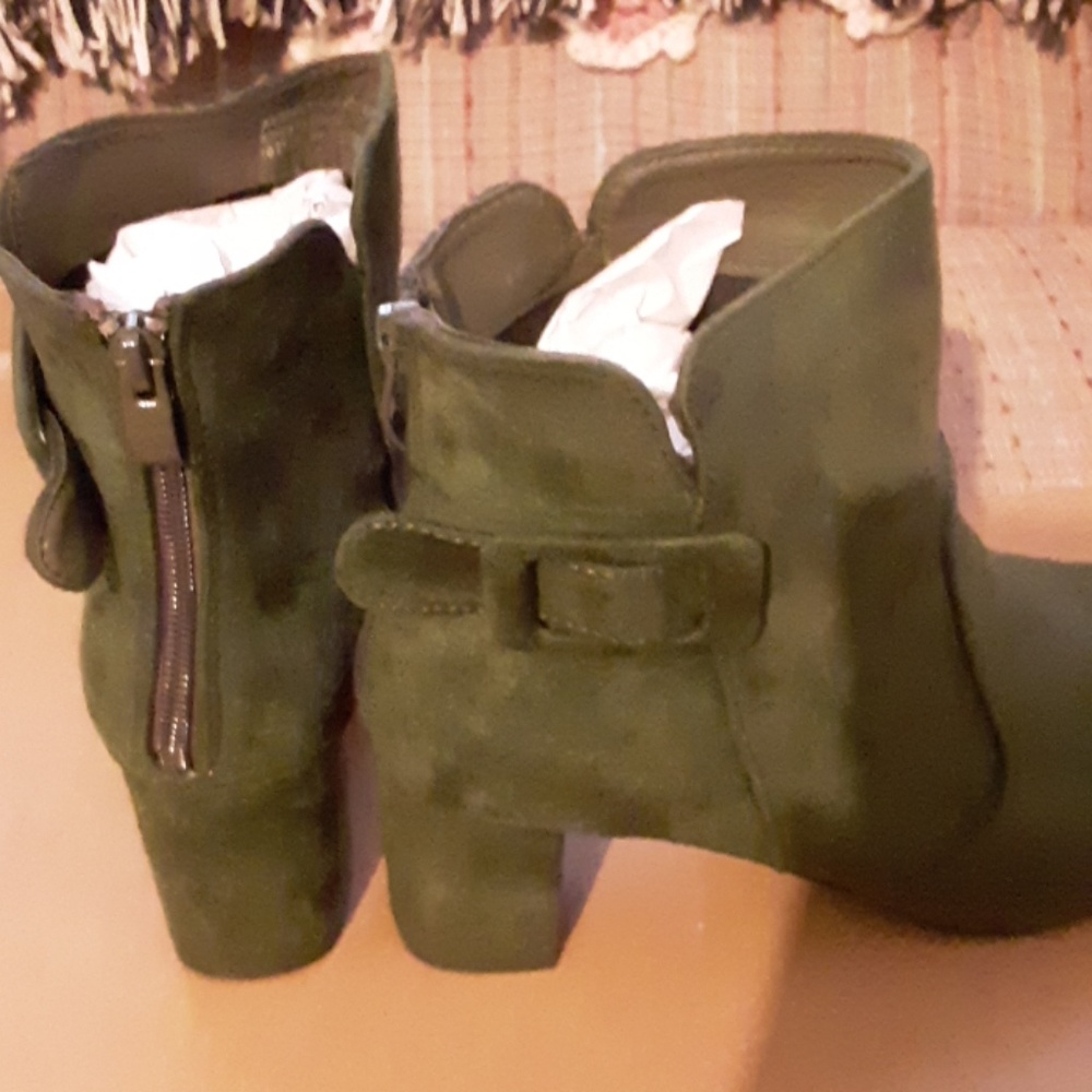 ankle boot